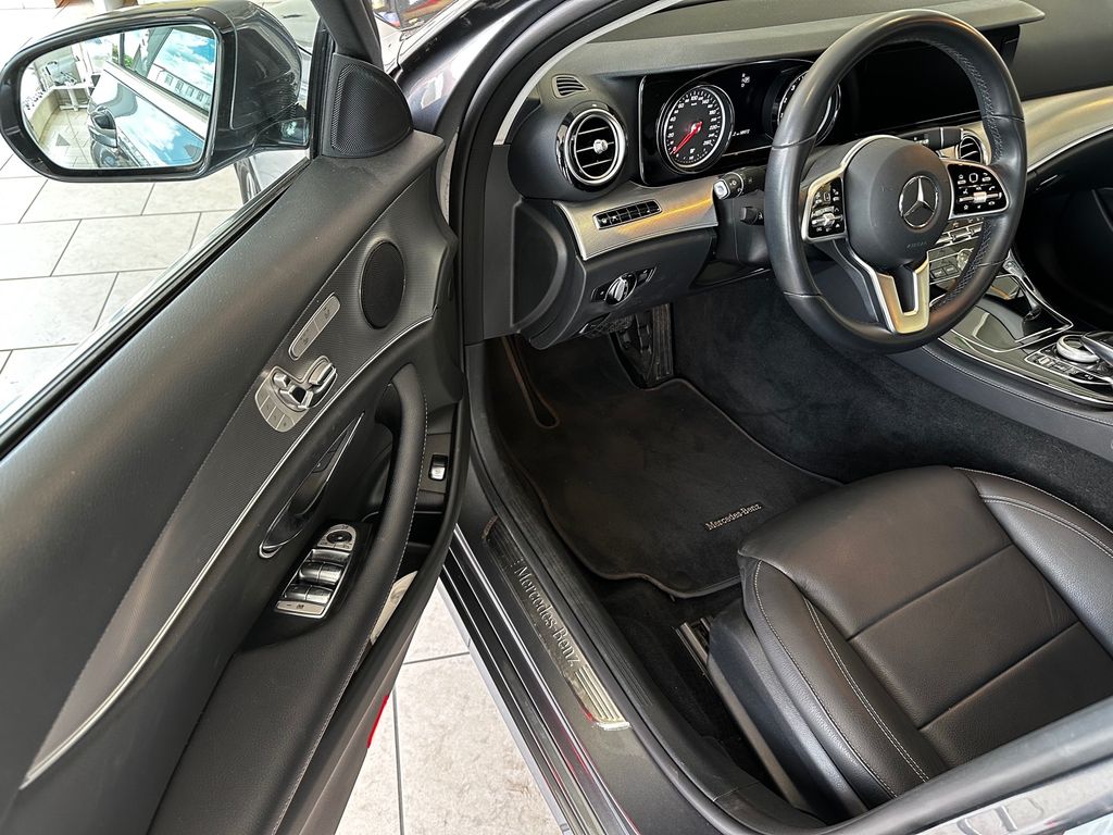 2020 Mercedes-Benz E 300