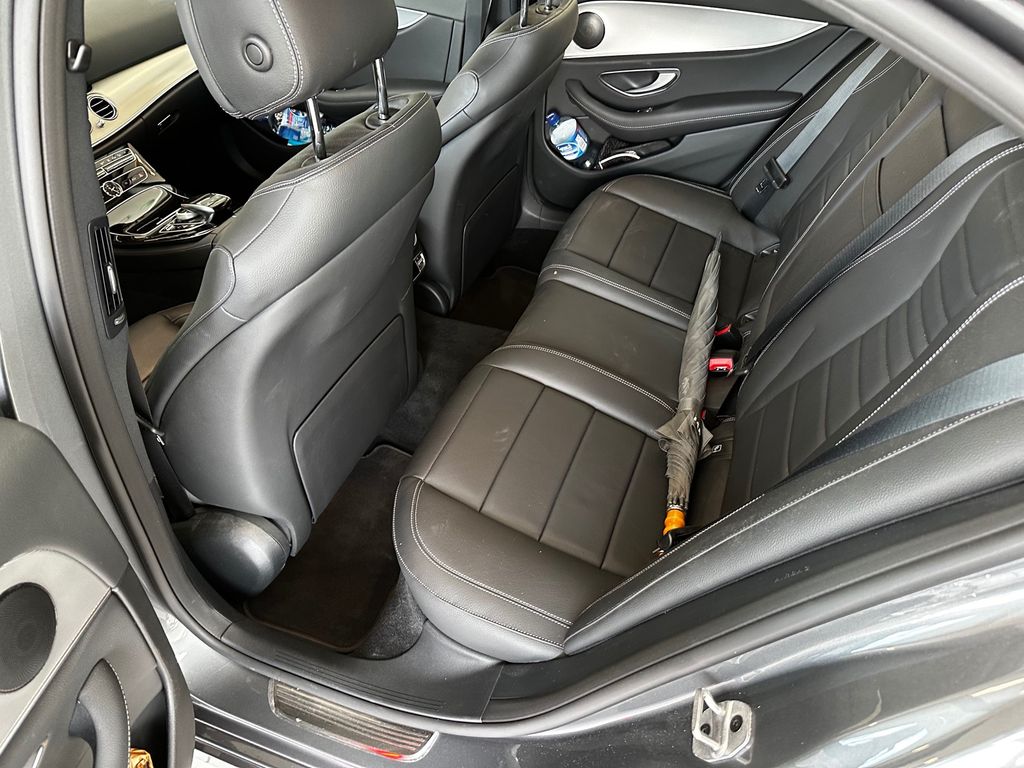 2020 Mercedes-Benz E 300