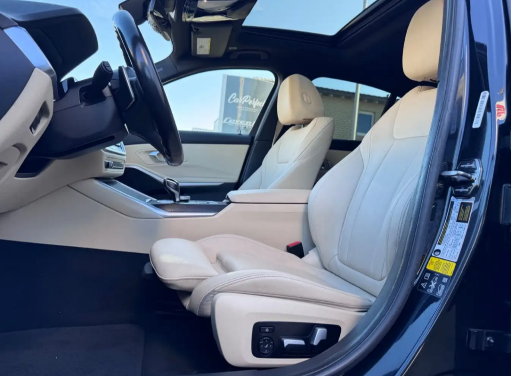 2021 BMW 330