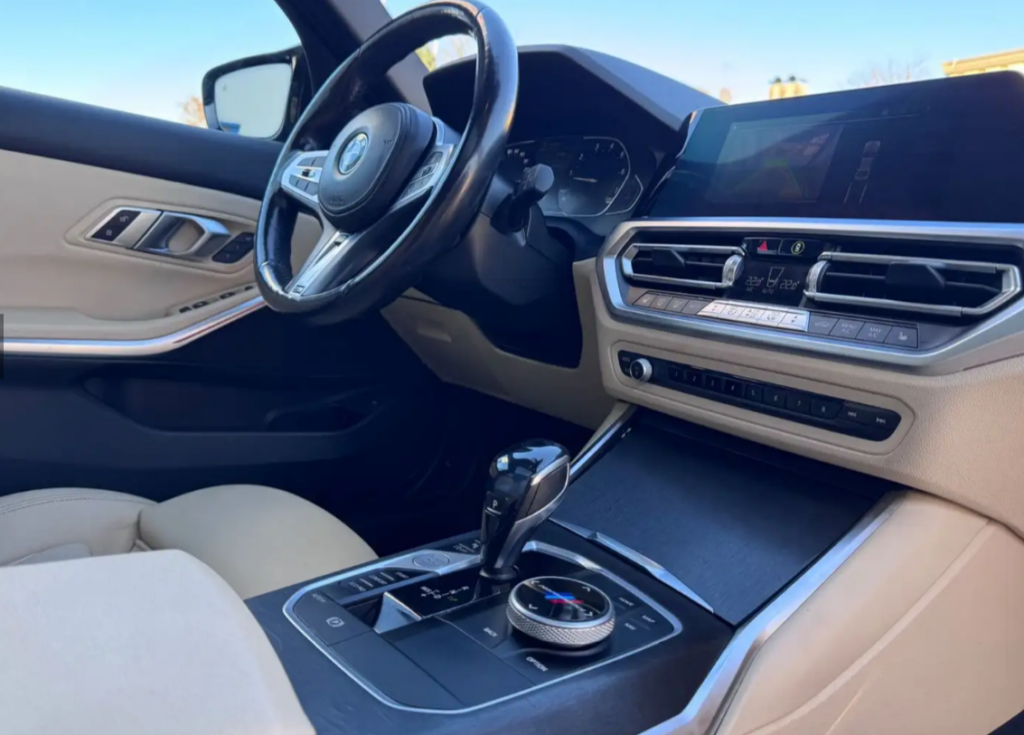 2021 BMW 330